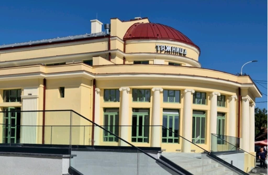 Jавнa лицитацијa за давање у закуп пословног простора на зеленој пијаци „Центар“
